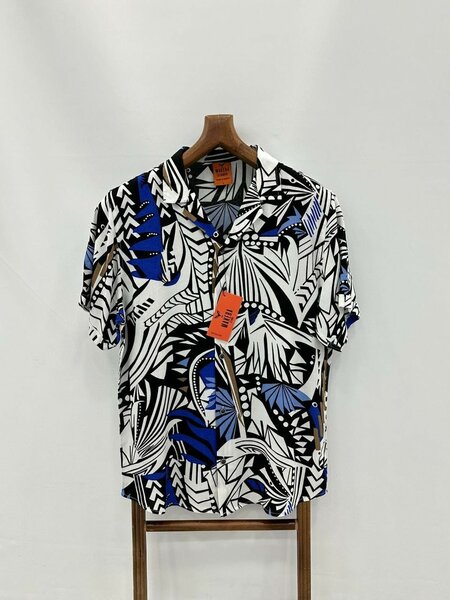 Les chemises l Makeba