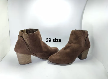 39 size stylish design boots for women and girls