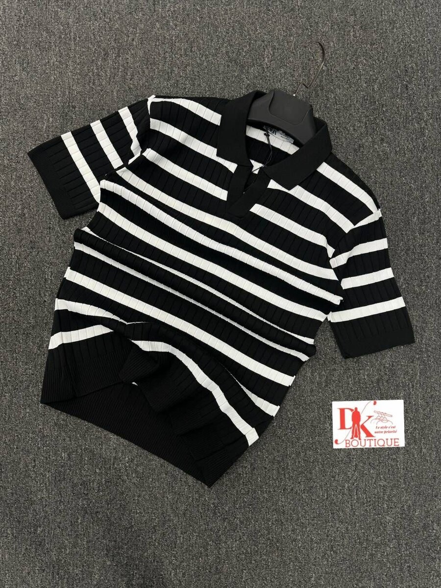 Polo noir et blanc rayé