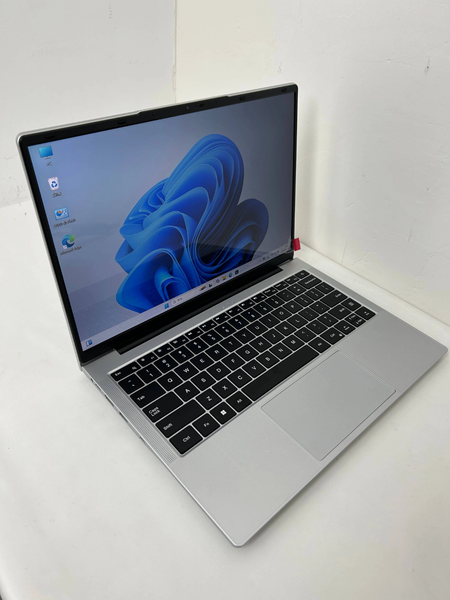 Ordinateur Yadeltech Katan