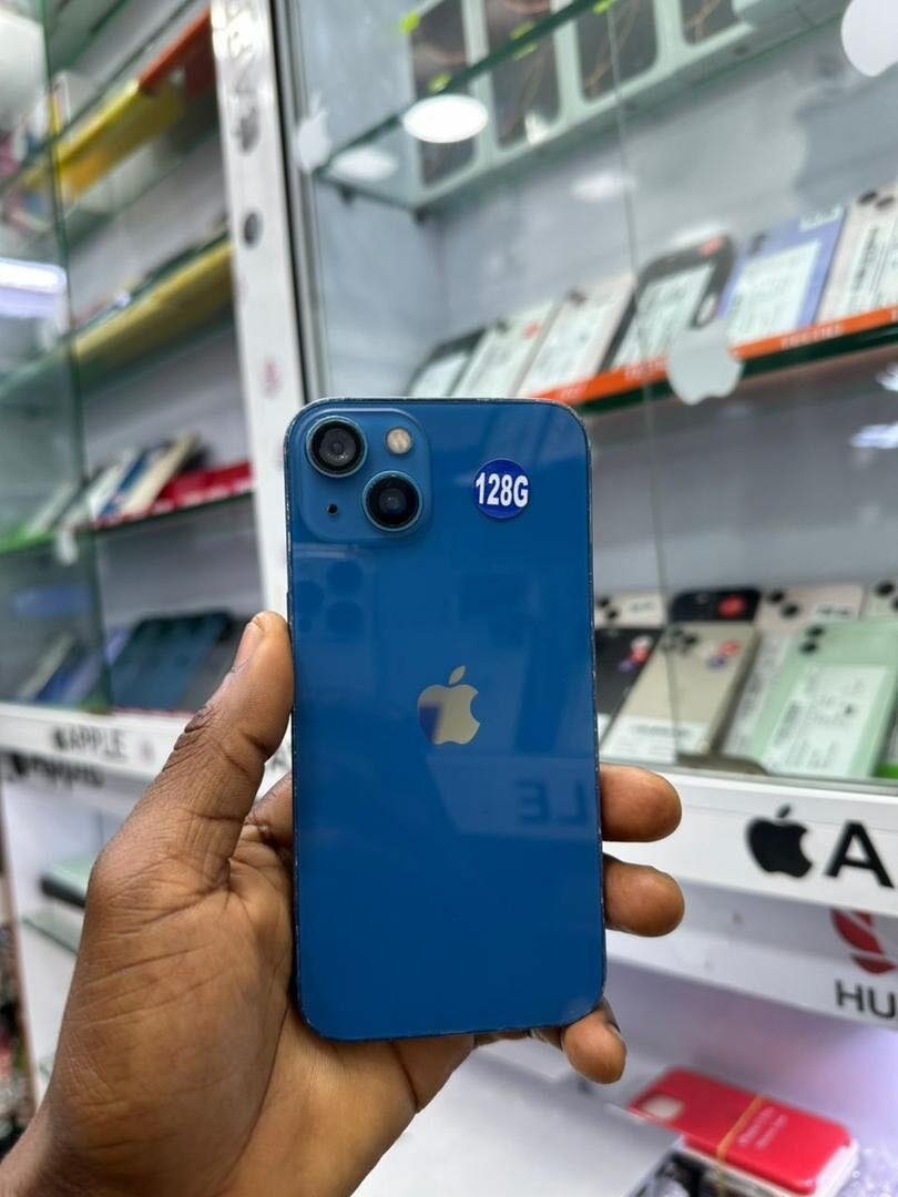 iPhone 128 Go Bleu État Excellent