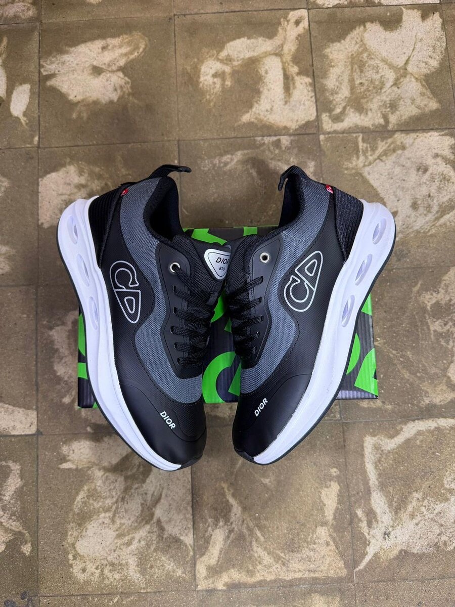 Baskets élégantes Dior