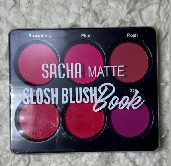 Sacha Matte Blush Palette