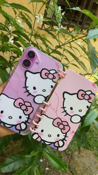 Coque iPhone Hello Kitty Rose