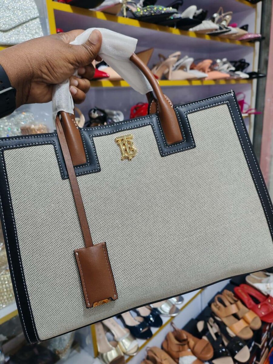 Sac à main en cuir élégant