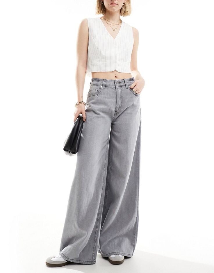 Wide leg jeans