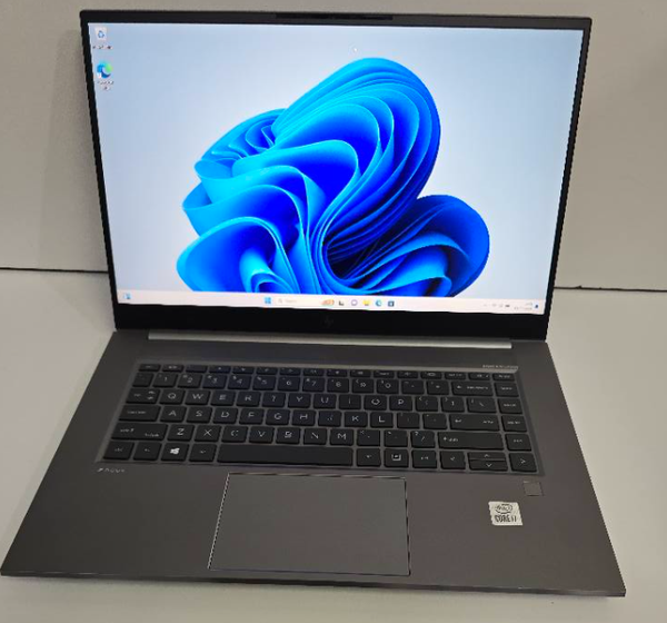 HP ZBOOK studio G7