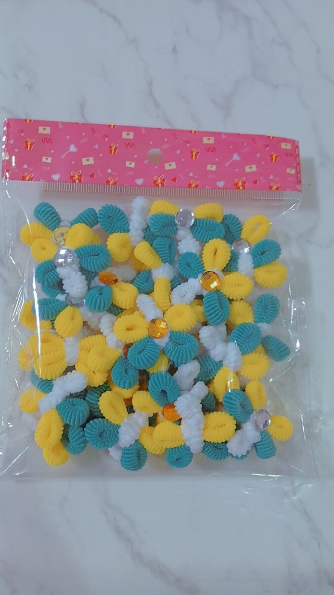 Élastiques à cheveux fleuris