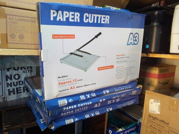 BRAND NEW A3/A4 PAPER CUTTING MACHINE (PAPER CUTTER)