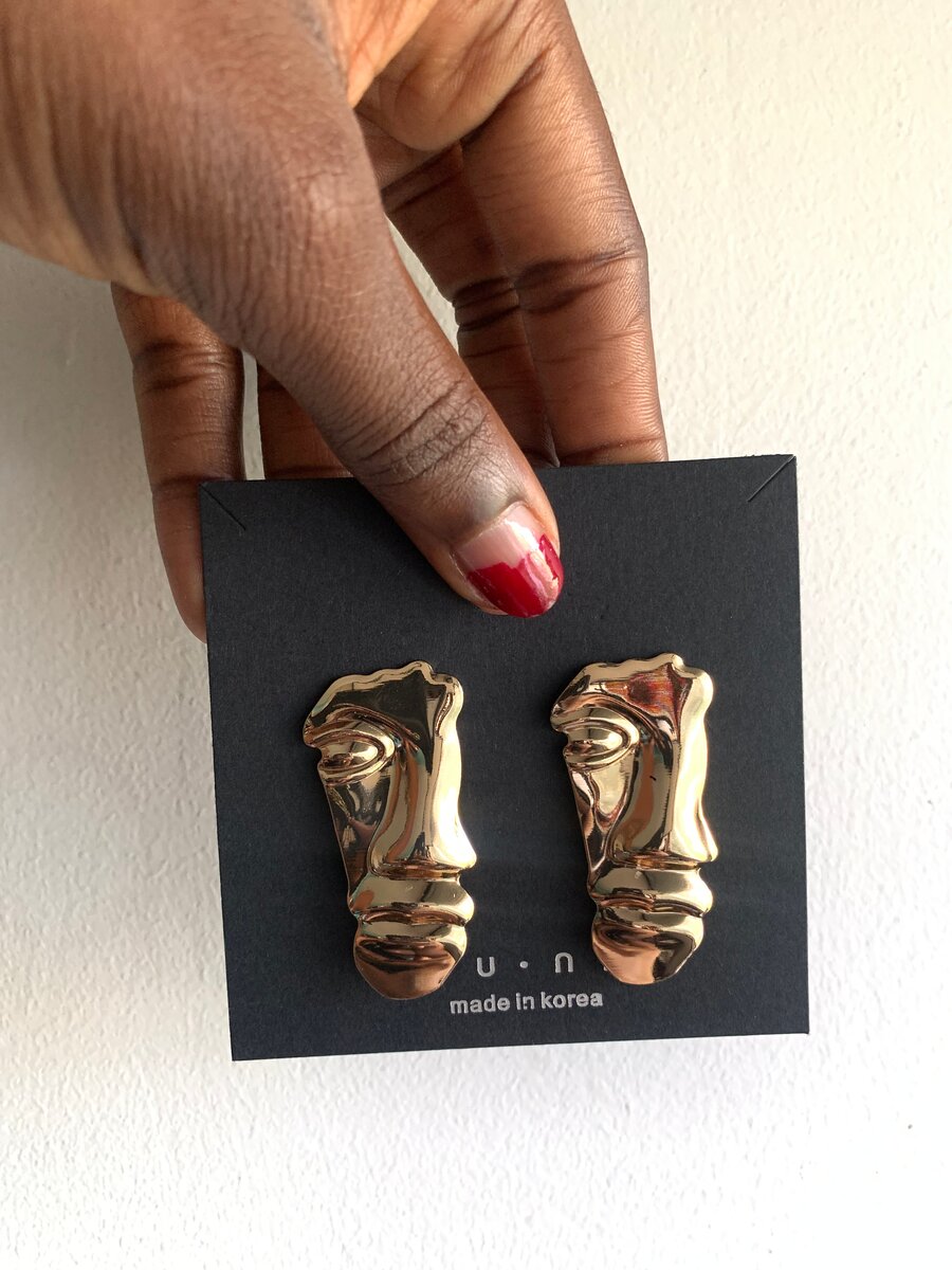 Boucles d'oreilles élégantes dorées