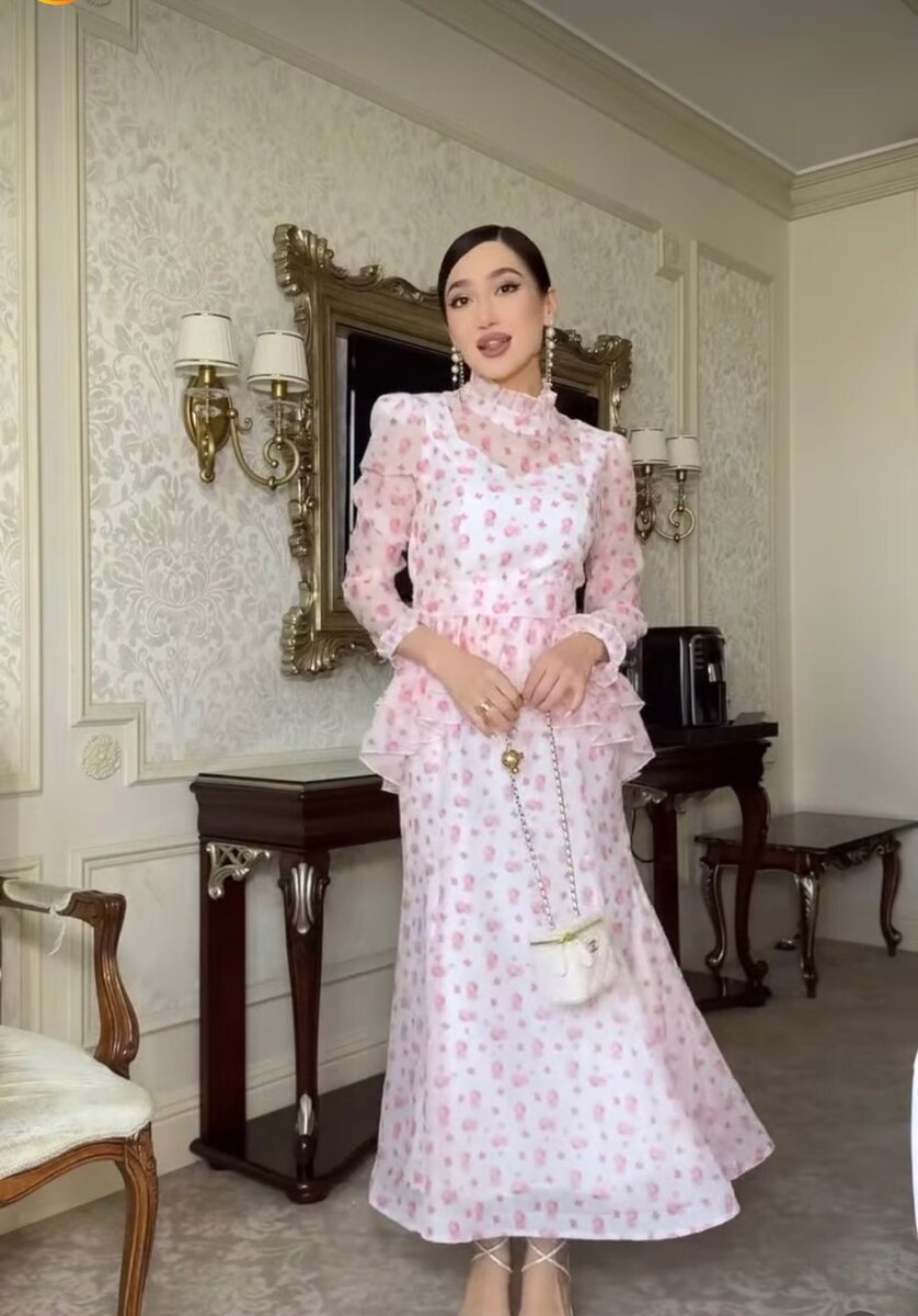 Женское платье.