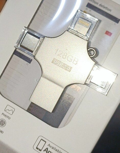 128 GB - CLÉ USB 3.0 (4 EN 1)