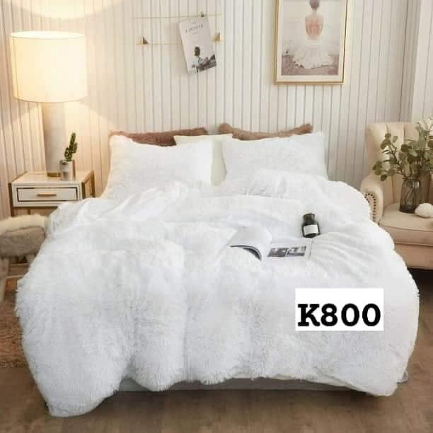 Botswana flaffy duvets king size. 5 pieces