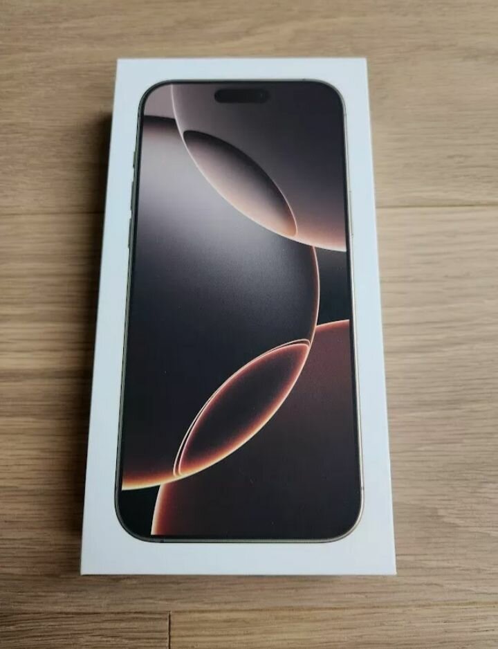 iPhone 16 Pro Max Desert Titan