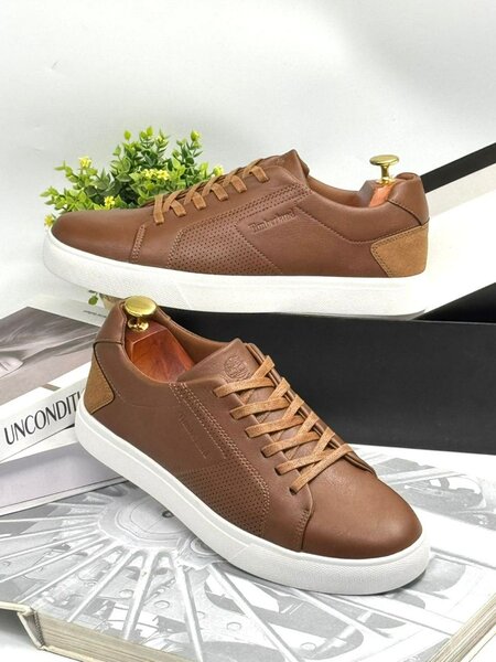 Quality fashion shoes