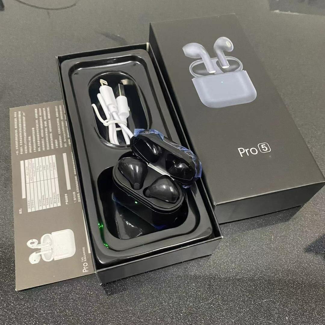 Smartwatch universal chargers and AirPods