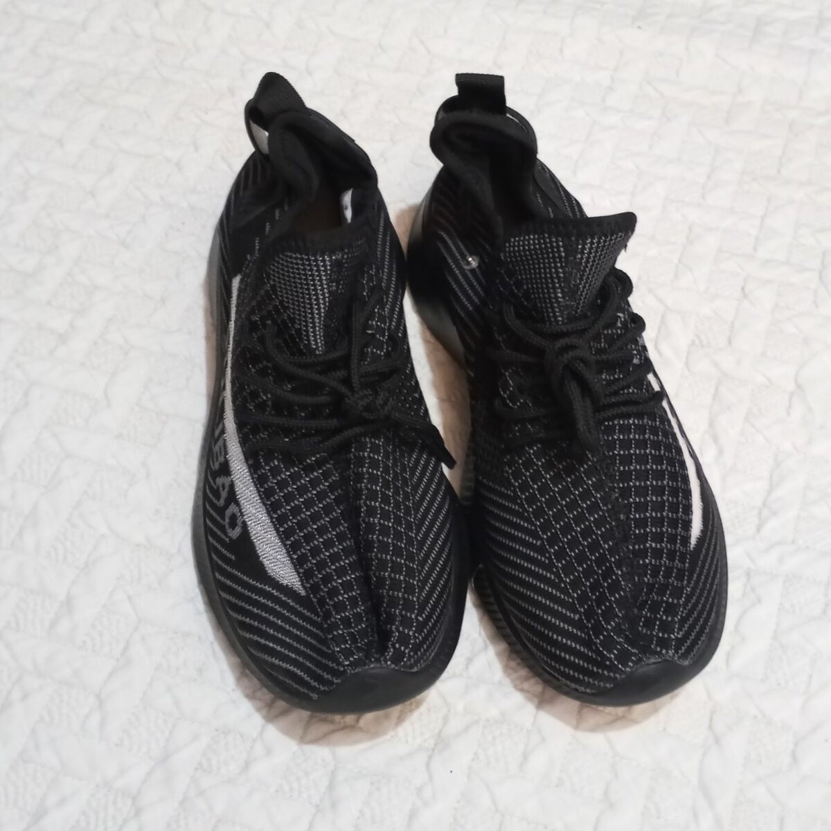 Baskets légères noires