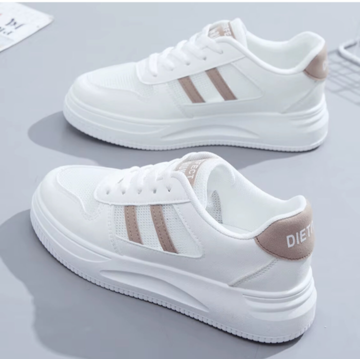 Baskets blanches modernes