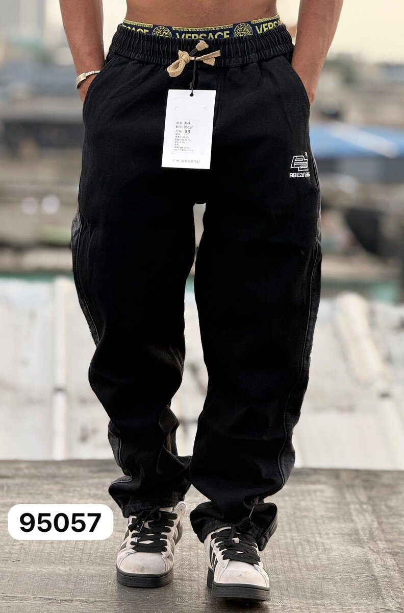 Jogging noir tendance homme