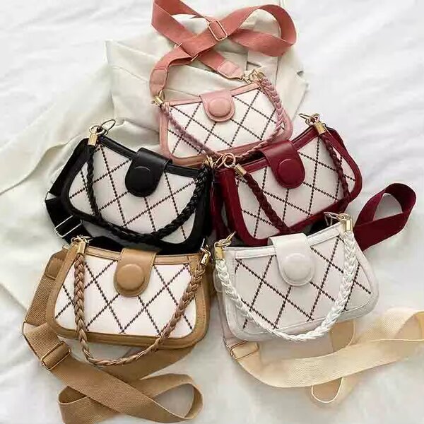 Sac bandoulière tissé élégant