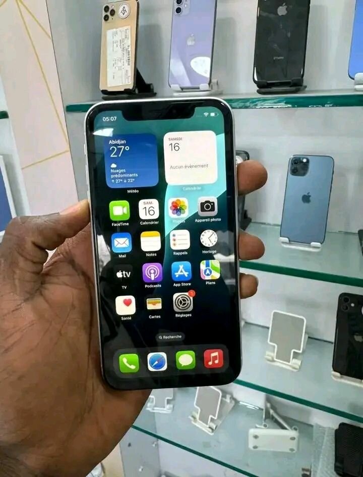 iPhone XR