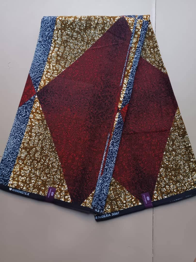 Fabric with a  print of 6 meters 