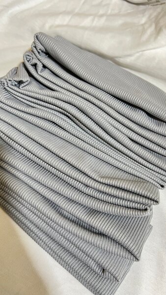 bandeau gris clair