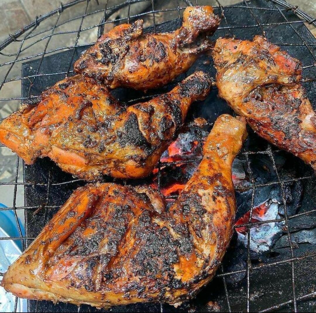 1/2 Poulet braisé aromatisé