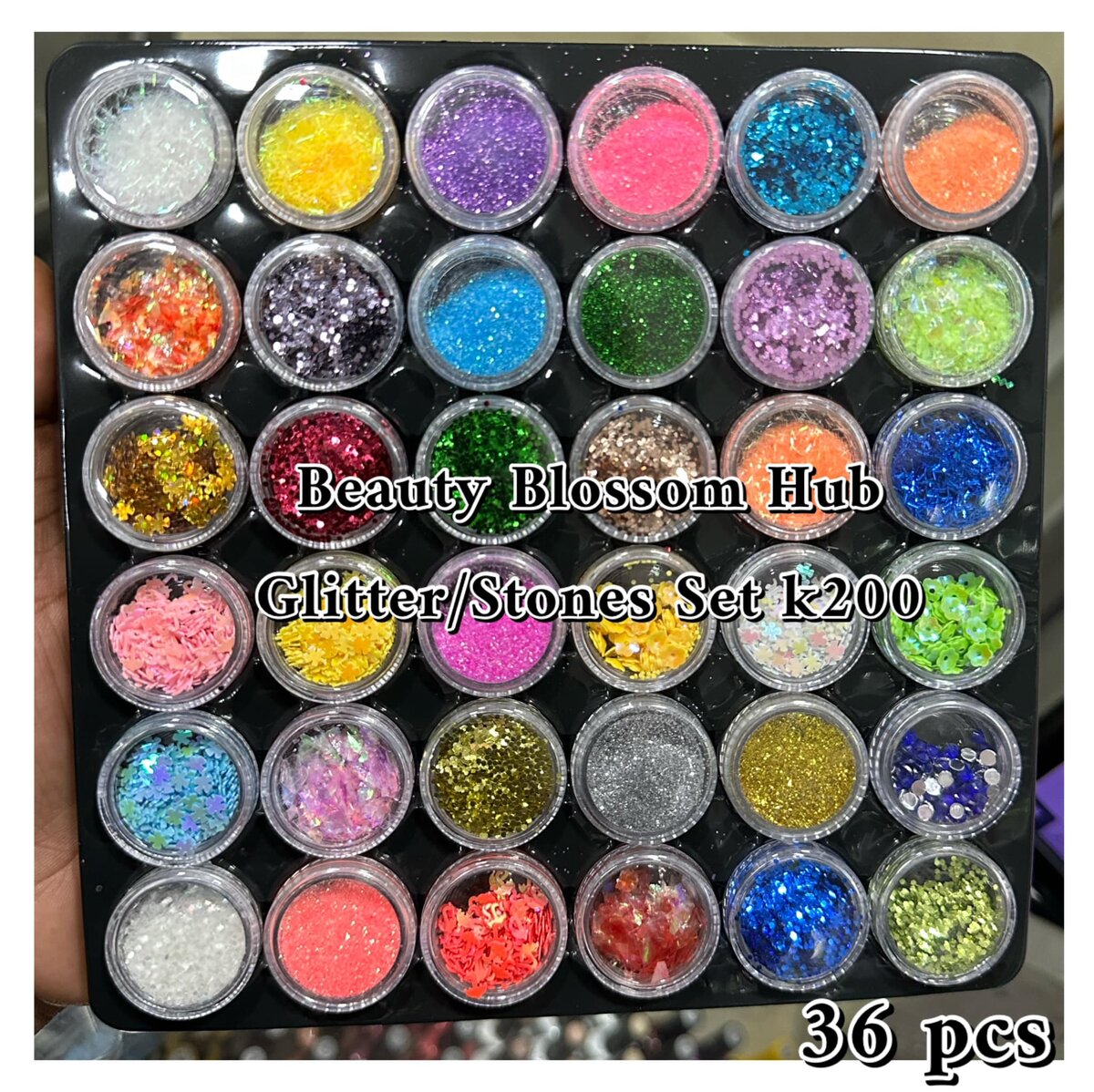 Manicure glitter set