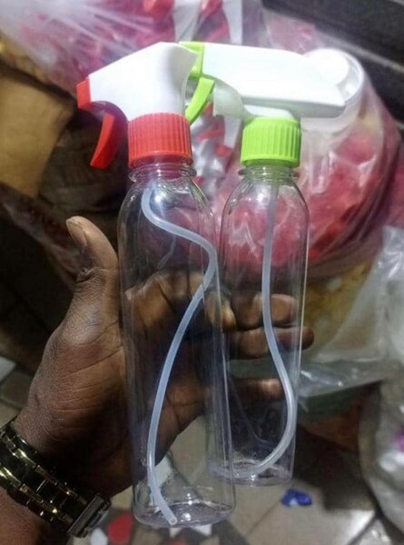 Flacons vaporisateurs transparents