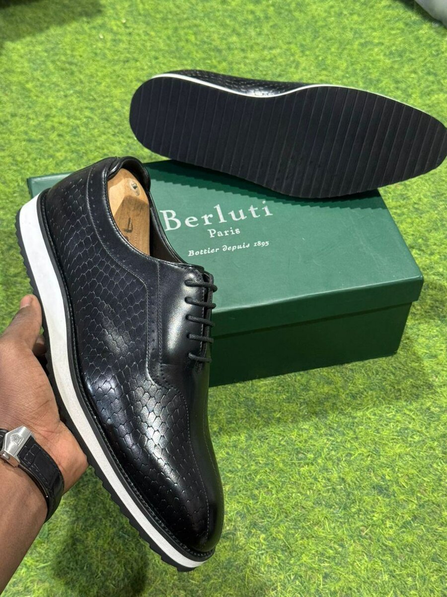 Chaussures habillées en cuir Berluti