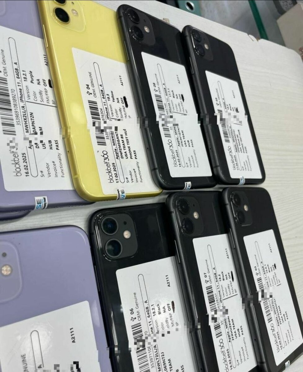 Apple iPhone 12 - 64GB