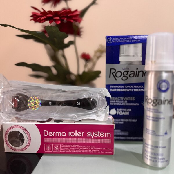 ROGAINE FOAM PLUS DERMA ROLLER