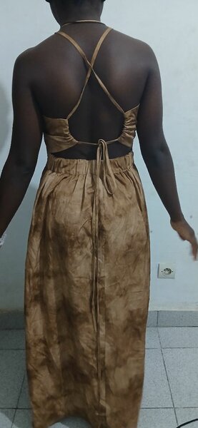 Robe longue dos nu bohème