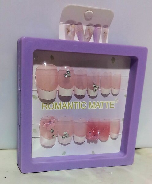 Ongles Faux Rose Romantique