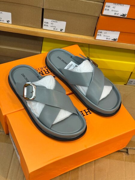 Sandales en cuir avec boucle