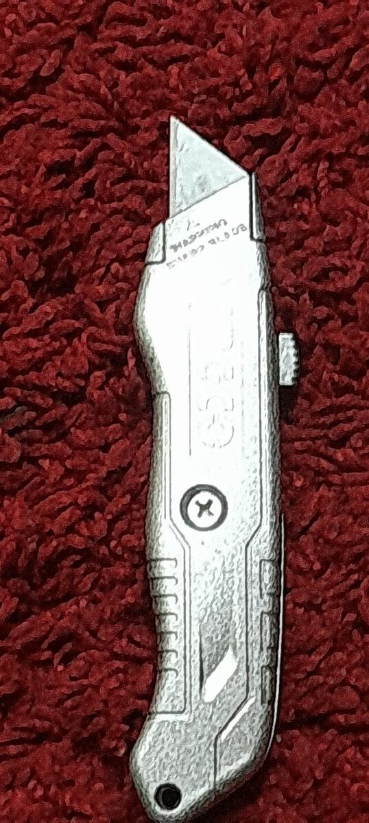 Cutter Utilitaire Ingco 19x61mm