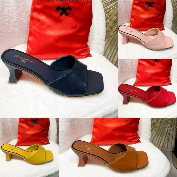 Mules à talons élégants colorés