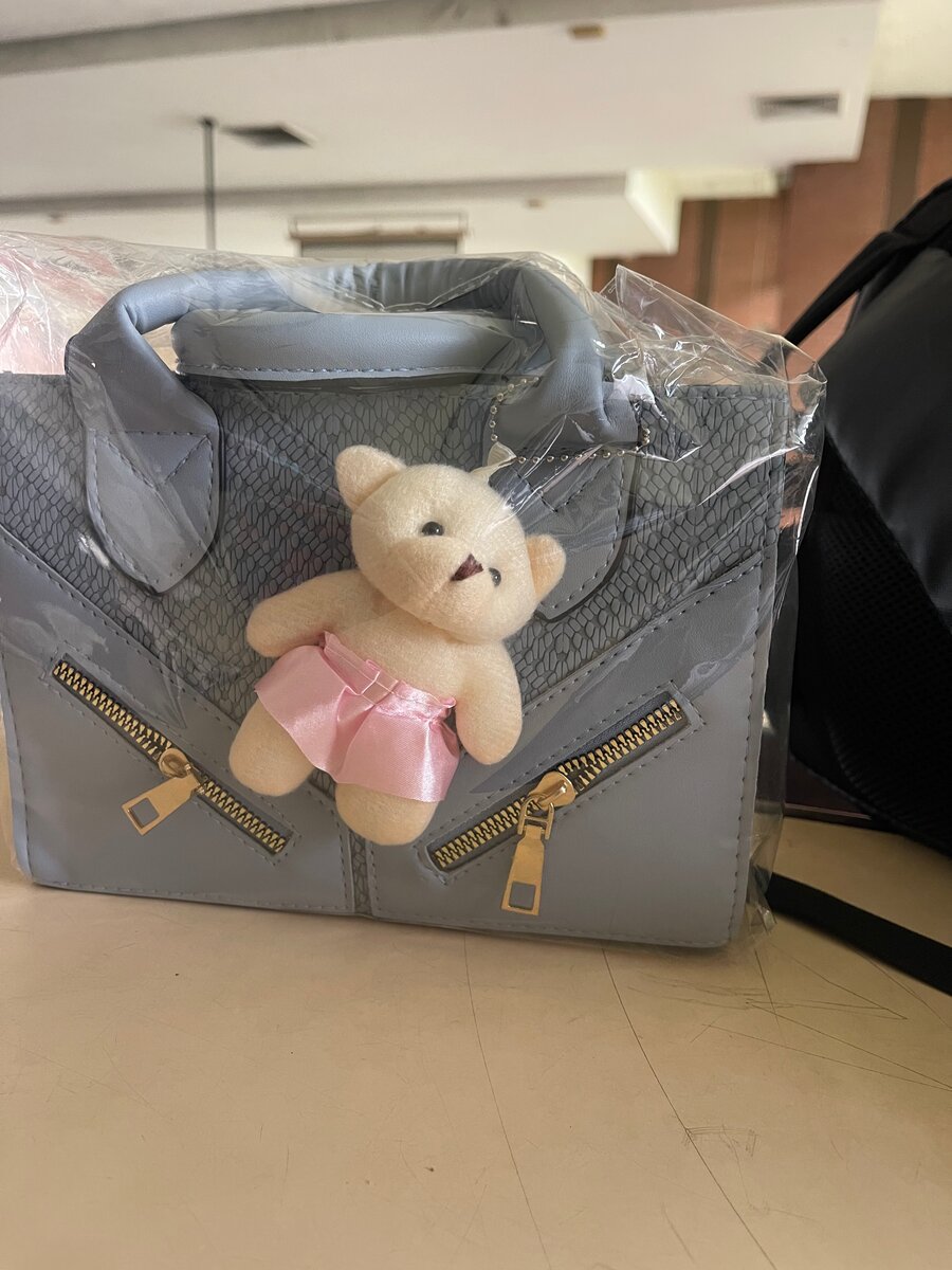 Sac à main avec ourson décoratif