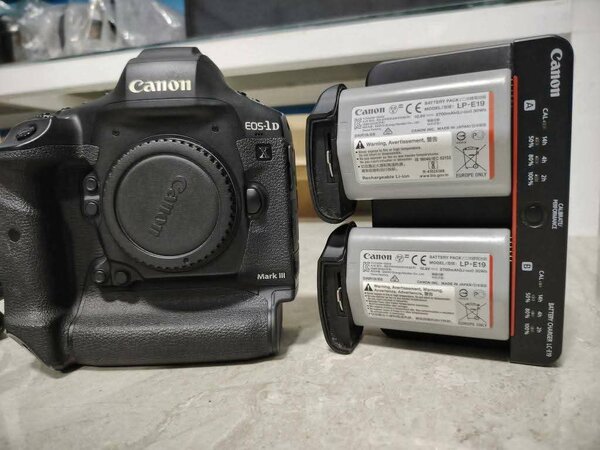 Canon EOS 1D Mark III