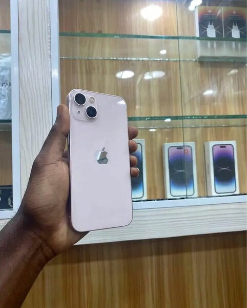 iPhone 13 Rose Neuf