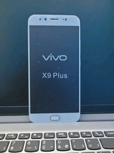 Vivo X9 Plus 128giga_6giga Ram