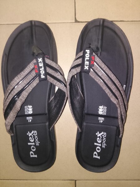 Tongs de sport confortables