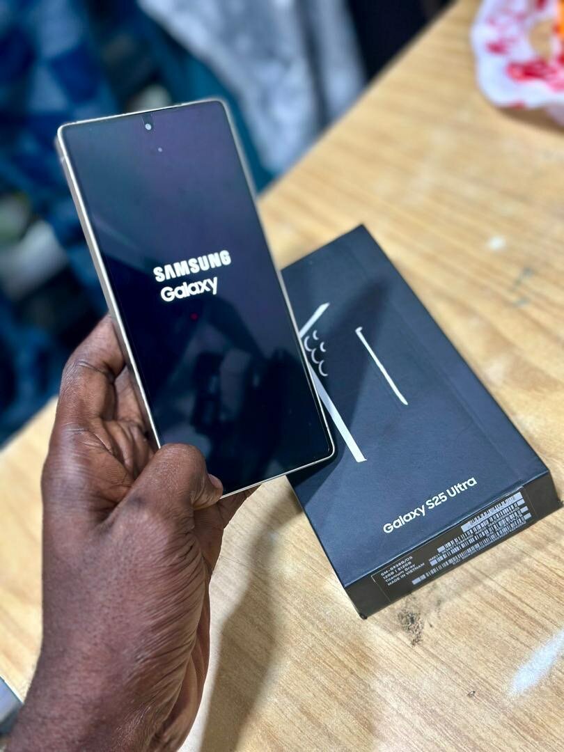 Samsung Galaxy S25Ultra 256 Go