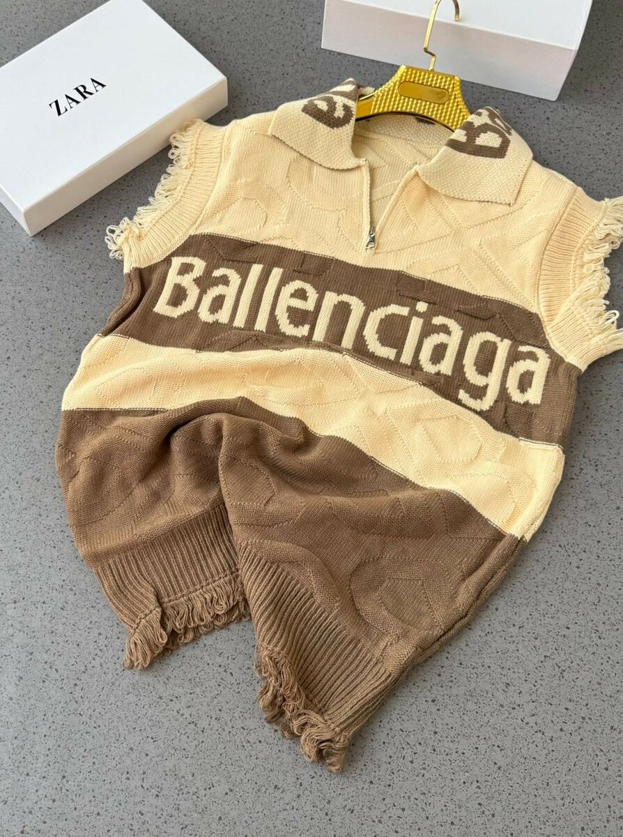 SWEATER WOOLEN ARMLESS