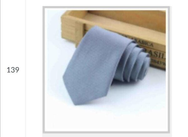 Cravate grise élégante