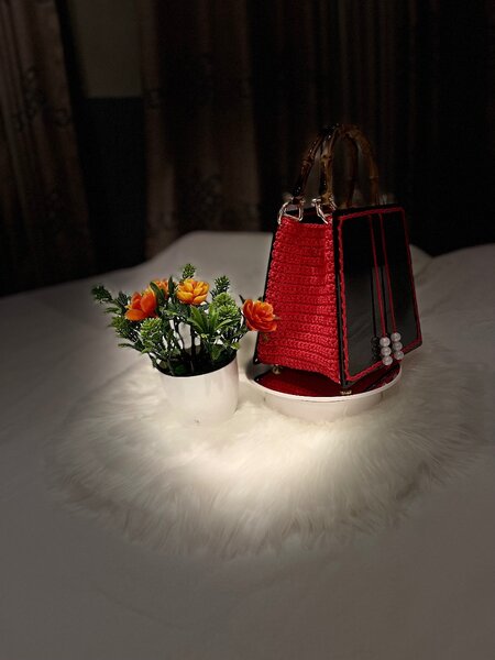 Luxurious crochet bag