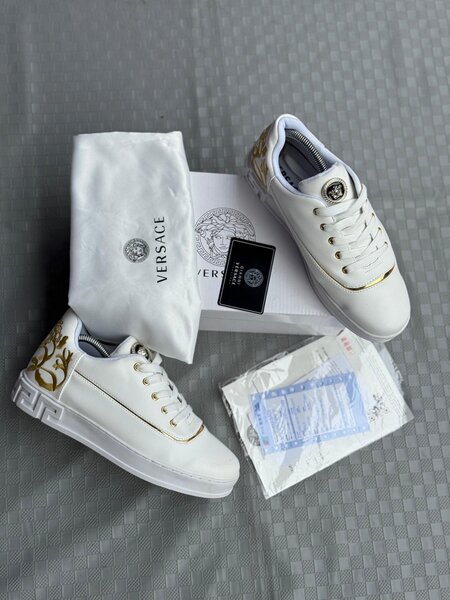 Baskets Versace blanches homme