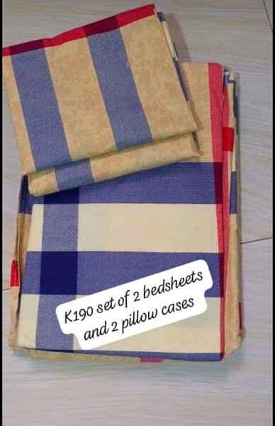 Bed linen set (2 sheets and 2 pillowcases)