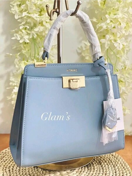 Sac à main bleu élégant